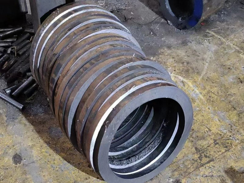 沙依巴克30CrMo无缝钢管切割